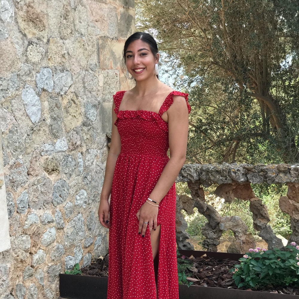 Meet your Posher, Elyse